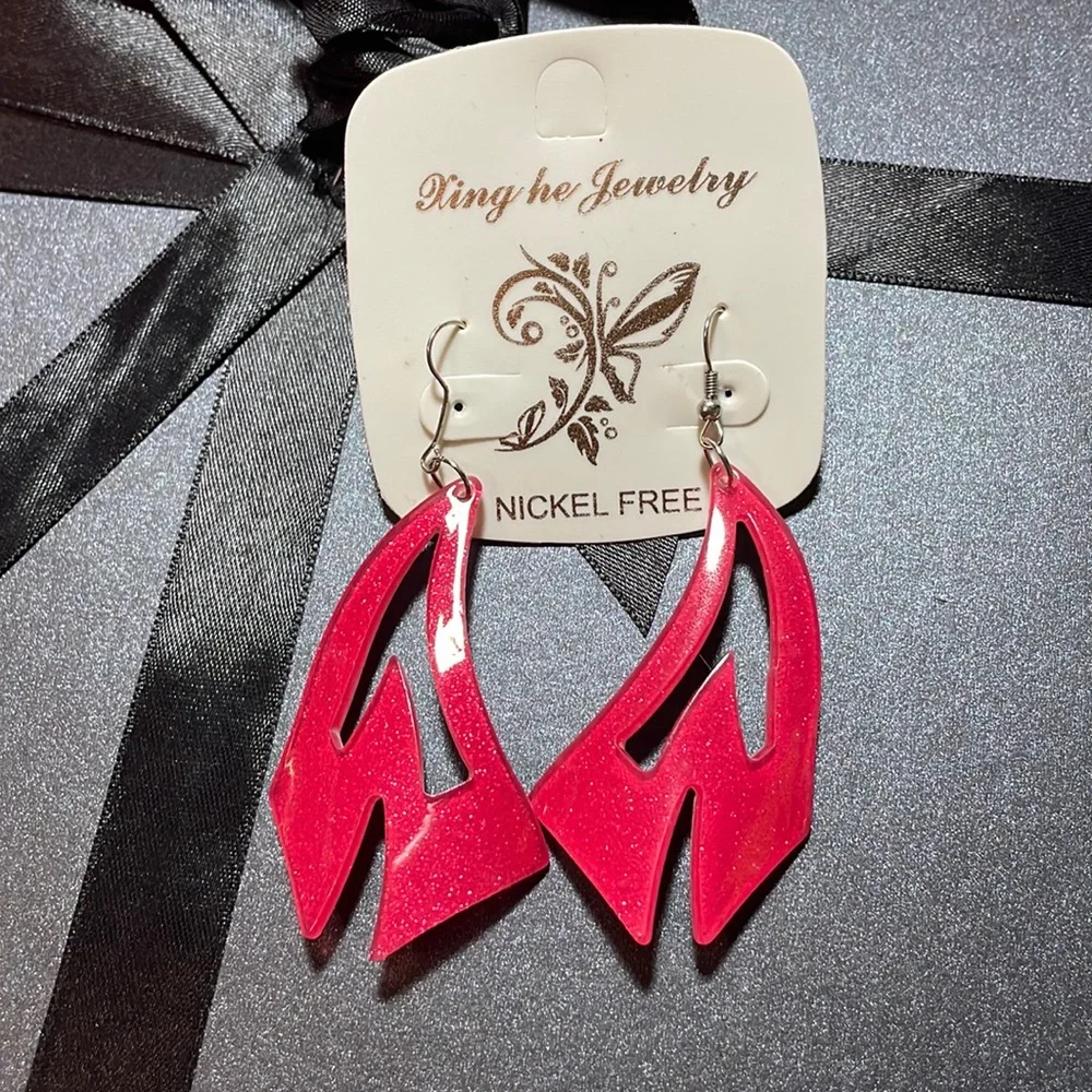 7 for $20 Cut out Acrylic Sparkle Statement Earrings - Picture 1 of 5
